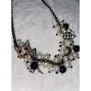 ❌SOLD❌ Betsey Johnson Pearl Necklace